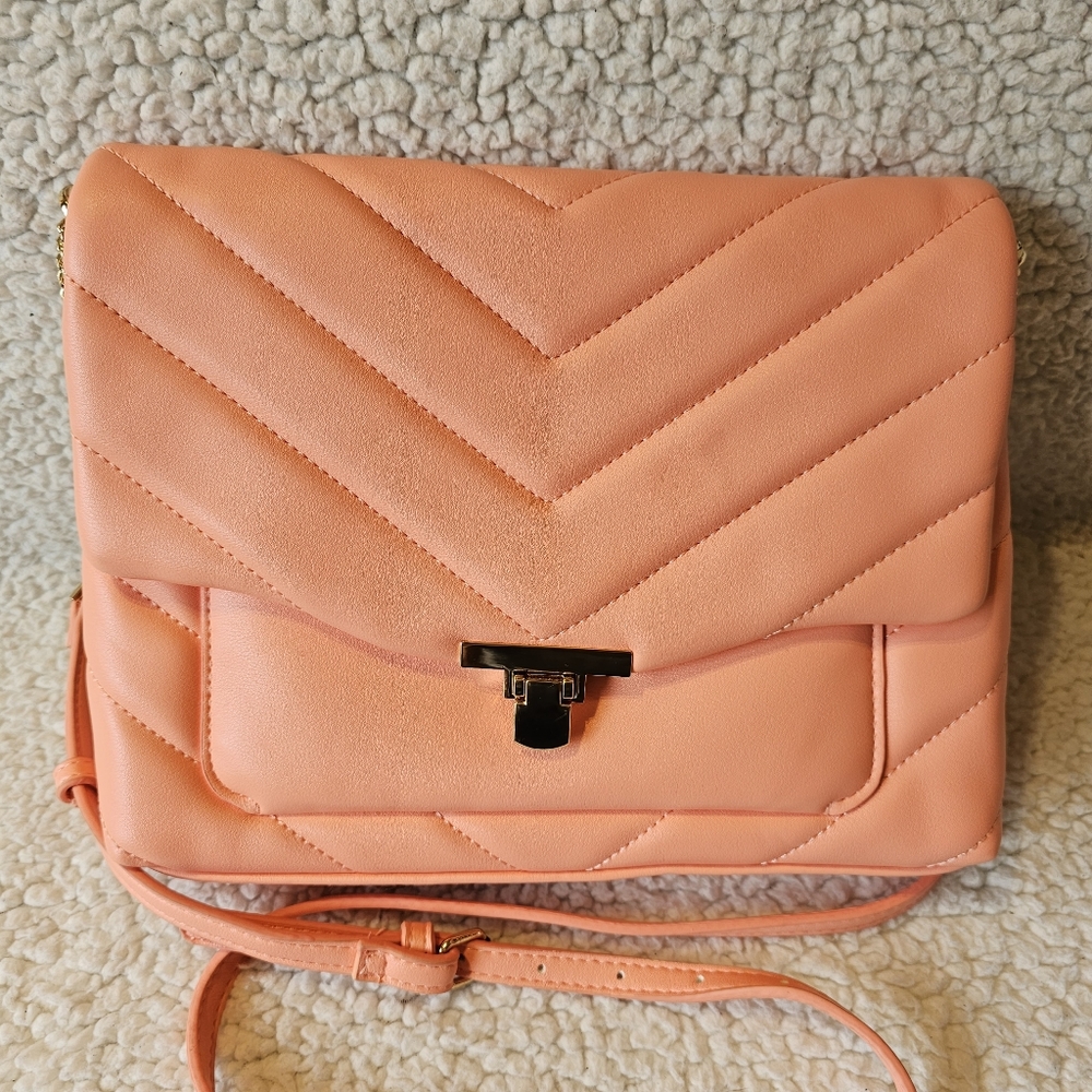 A New Day peach quilted crossbody bag